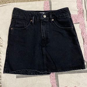 Zara denim skirt size medium y2k